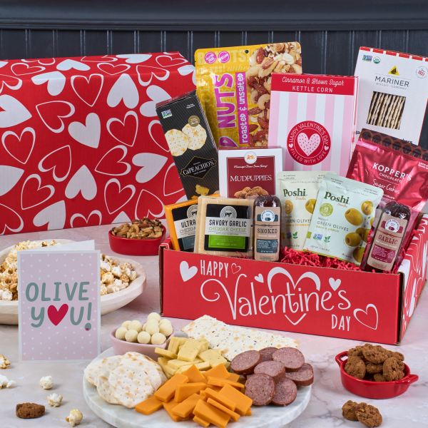 Valentines Day Meat And Cheese Deluxe
