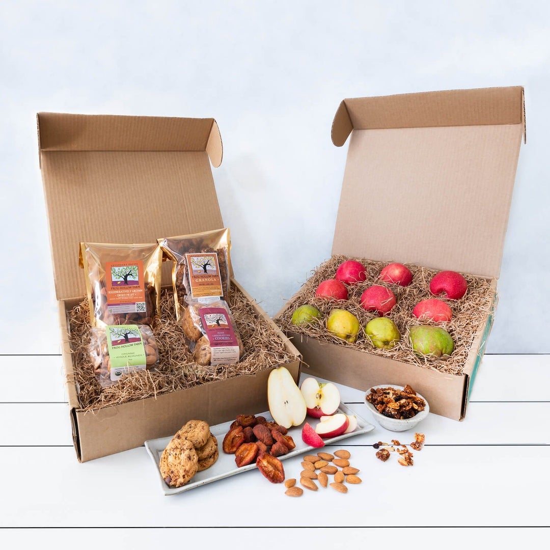 Frog Hollow Farm – Organic apple and pear box shipped direct from California orchard.