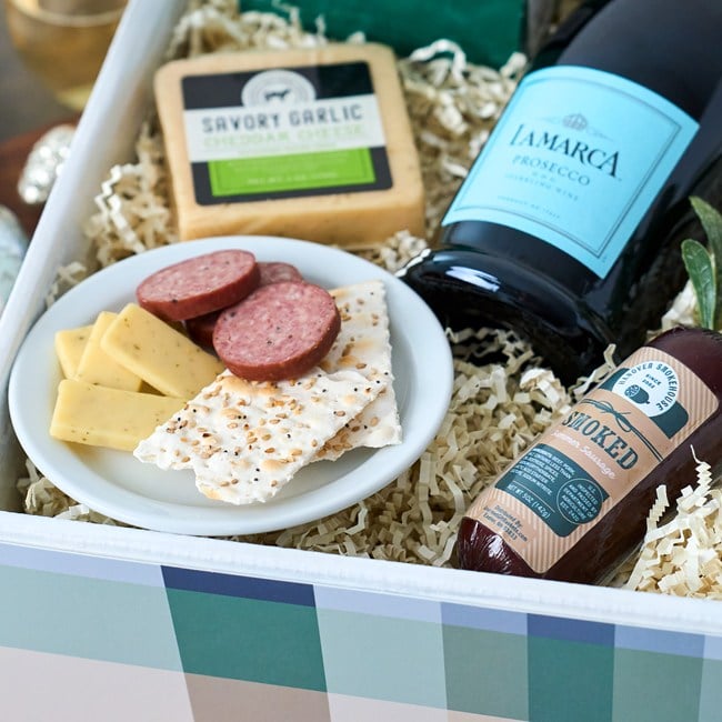A Toast to Christmas Prosecco Gift Basket