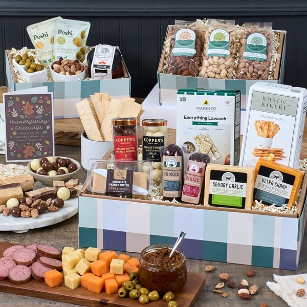 Thanksgiving Charcuterie Deluxe Gift