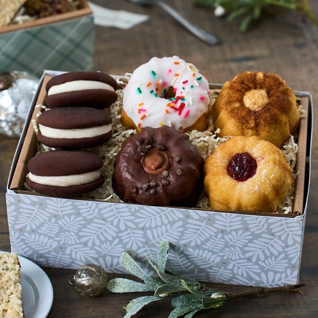 Happy Holidays Baked Assortment 