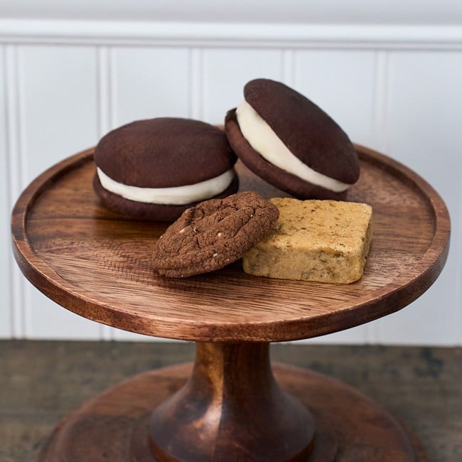 'Tis The Season Bakery Gift Box - Medium