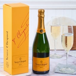 Veuve La Grande Dame in Gift Box 750 ml by GourmetGiftBaskets.com
