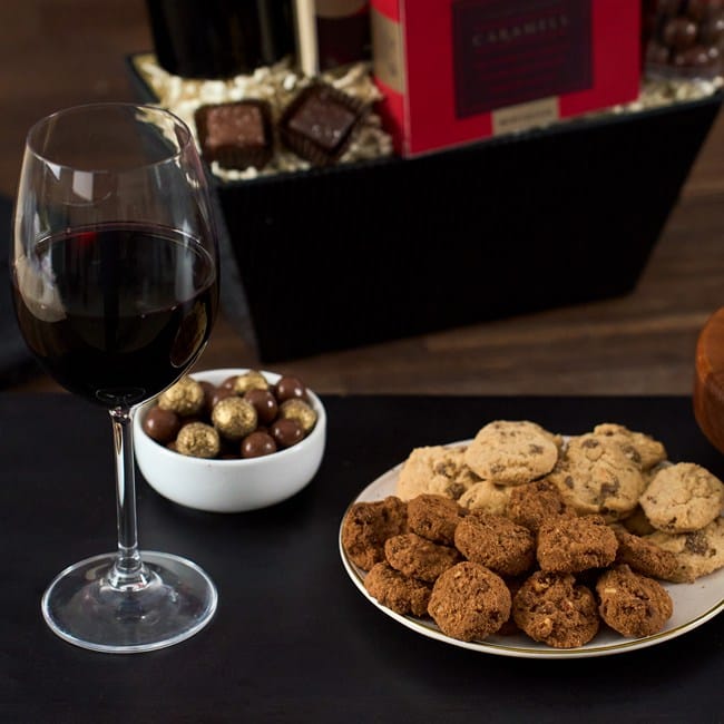 Christmas Wine Gift Basket