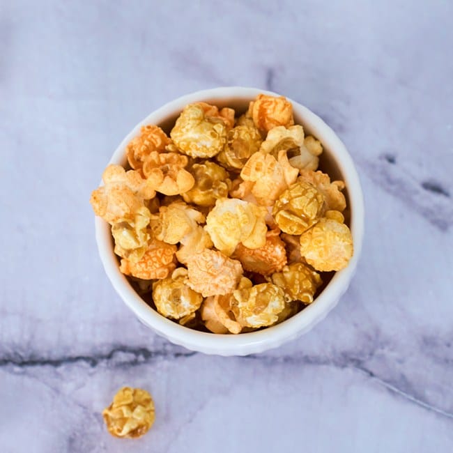 Golf Mixed Cheddar and Caramel Popcorn Tin