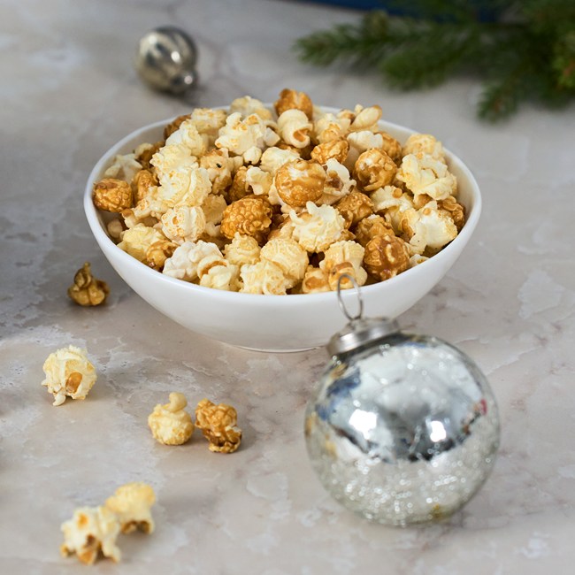 Winter Wishes Caramel and Kettle Corn Popcorn Duo Experience