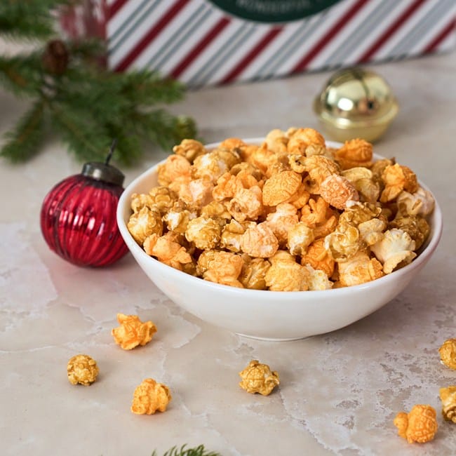 Holly Jolly Cheesy Cheddar and Caramel Popcorn Duo Experience