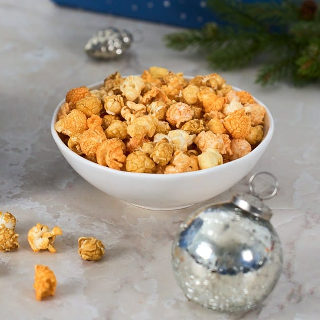 Winter Wishes Cheesy Cheddar and Caramel Popcorn Duo Experience