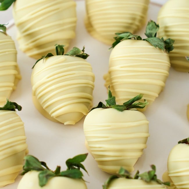 White Chocolate Covered Strawberries Dozen