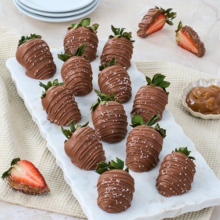 Sea Salt Caramel &amp; Milk Chocolate Covered Strawberries