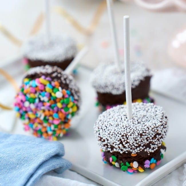 Happy Birthday Strawberries & Brownie Pops 9325