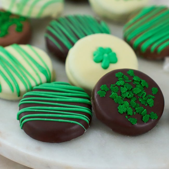 St. Patrick’s Day Oreo® Cookies 9401