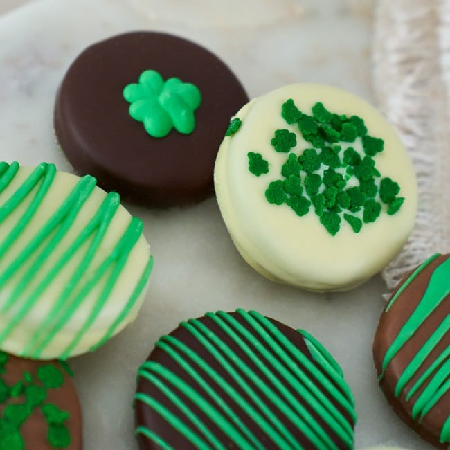 St. Patrick’s Day Oreo® Cookies 9401